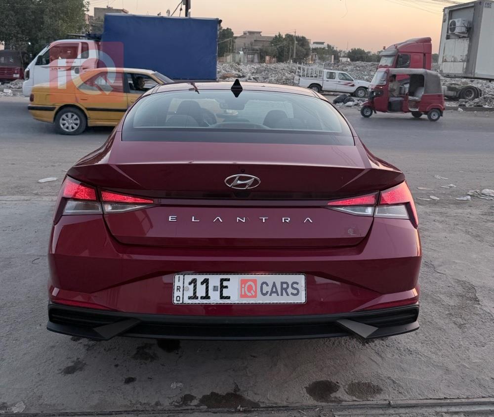 هیوندای ئەلەنترا